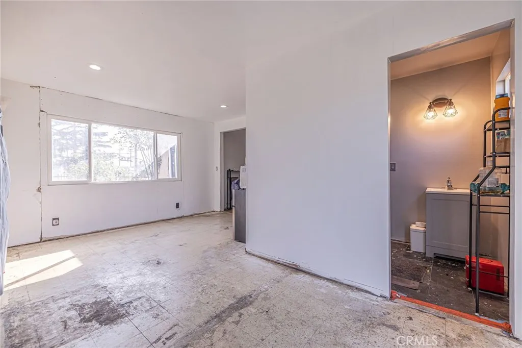 1201 S Grandee, Compton, California 90220 home-pic-13